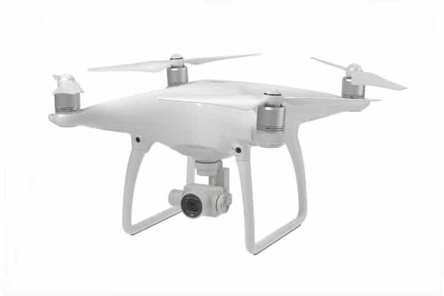 NOUVEAU DJI Phantom 4